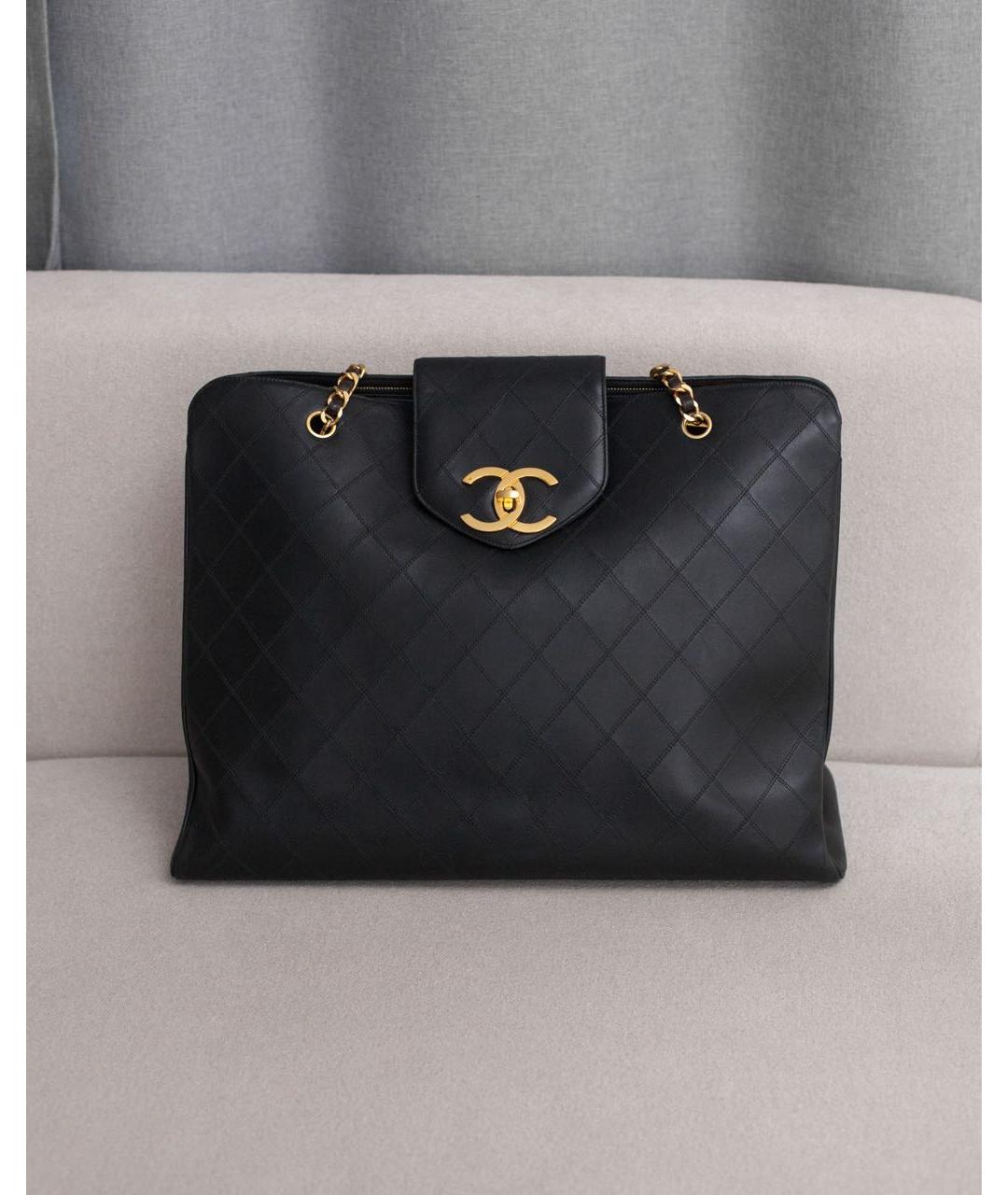 CHANEL Черная кожаная сумка тоут, фото 9