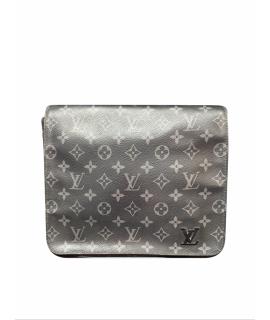 LOUIS VUITTON Сумка на плечо