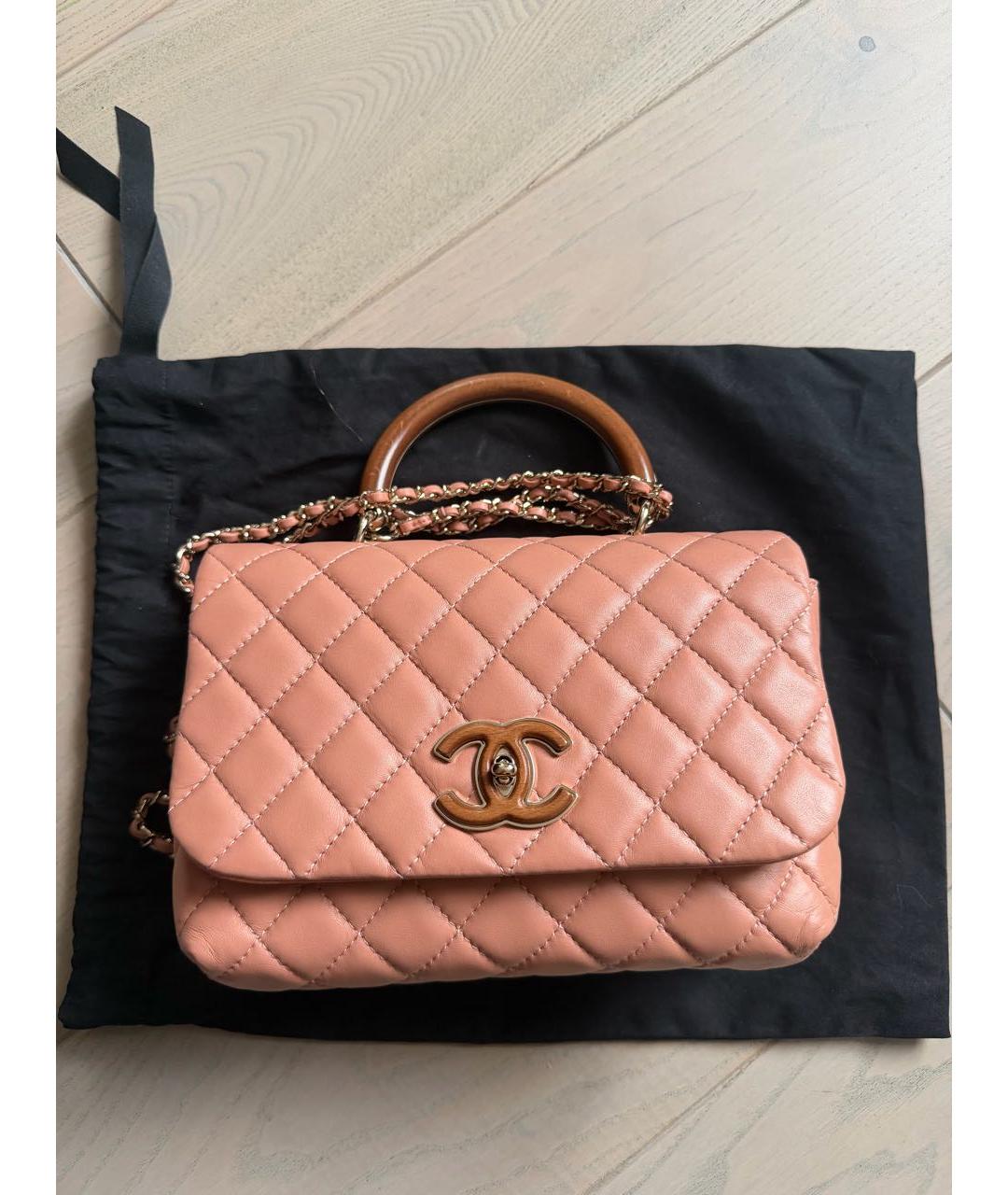 CHANEL Коралловая кожаная сумка с короткими ручками, фото 7