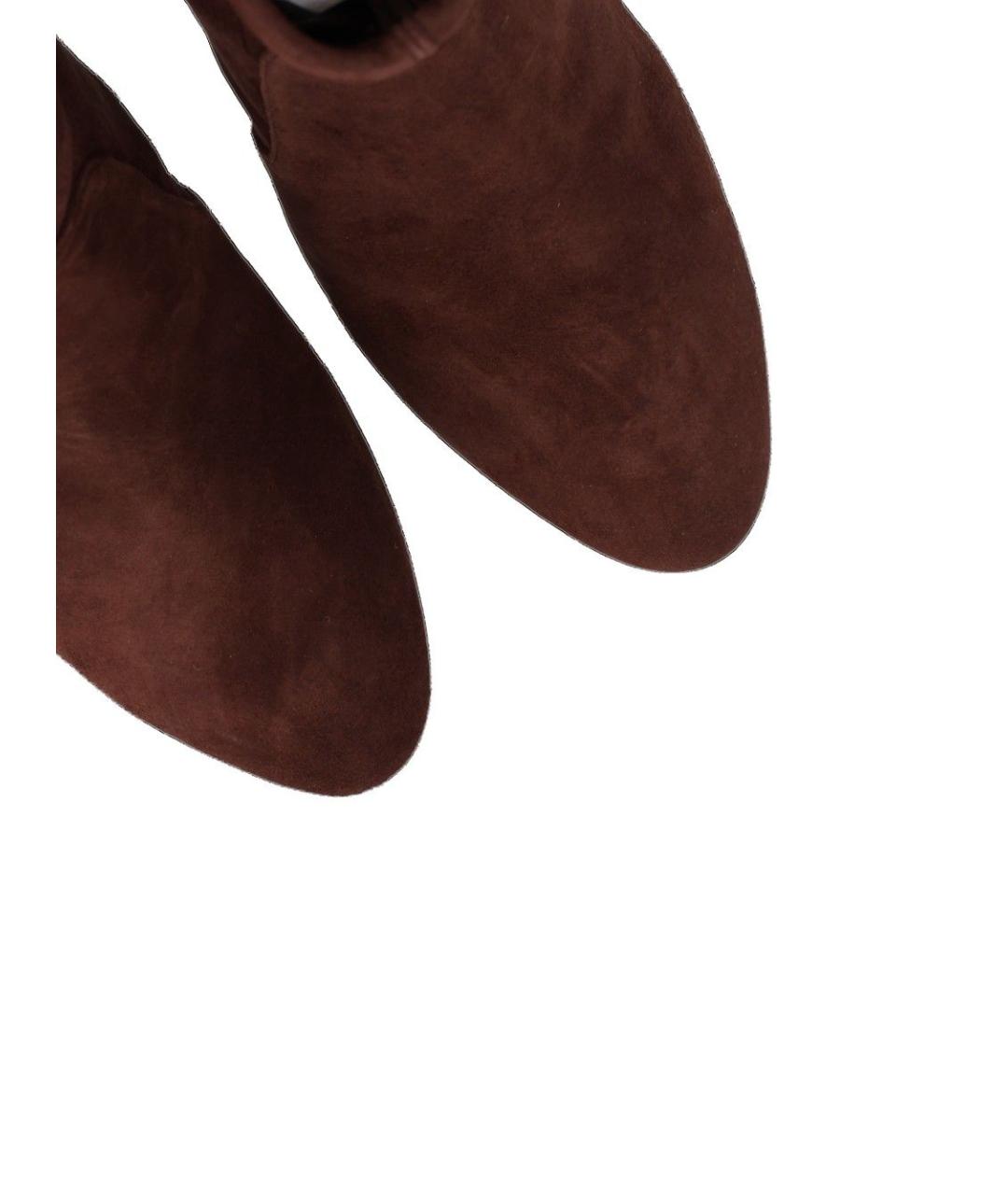 STUART WEITZMAN Коричневые замшевые ботильоны, фото 4