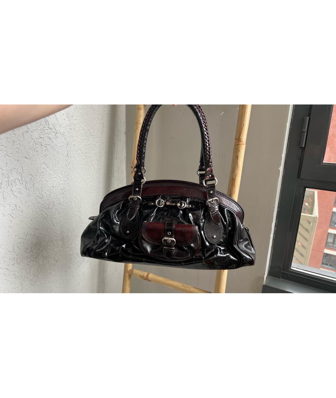 CHRISTIAN DIOR Коричневая сумка с короткими ручками из лакированной кожи, фото 9