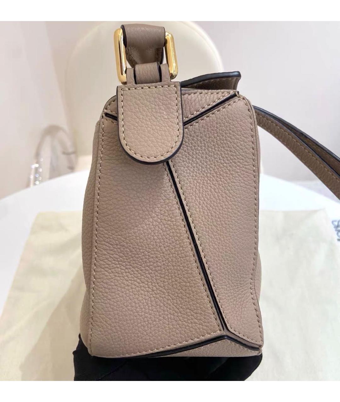 LOEWE Бежевая кожаная сумка через плечо, фото 3
