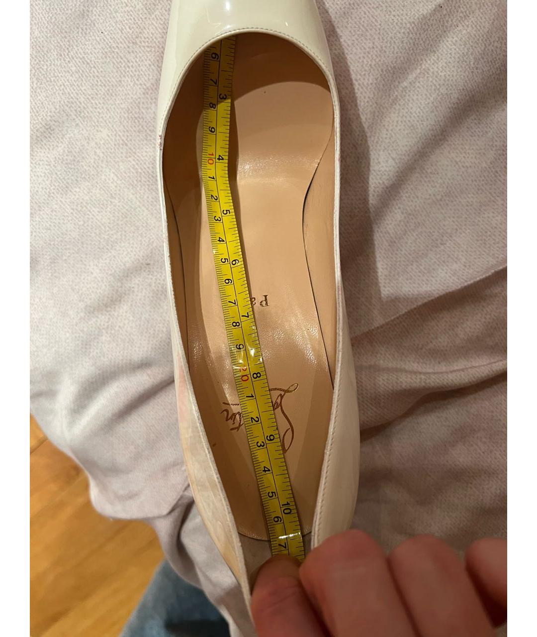 CHRISTIAN LOUBOUTIN Белые кожаные туфли, фото 3