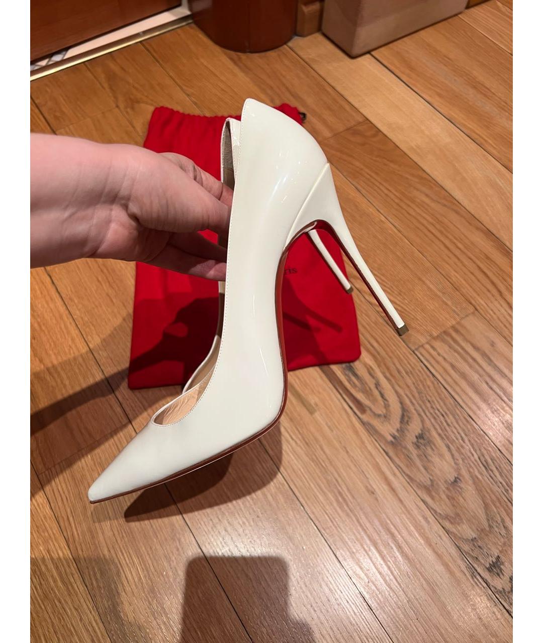 CHRISTIAN LOUBOUTIN Белые кожаные туфли, фото 6
