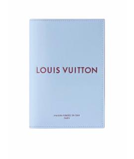 LOUIS VUITTON Обложка/футляр
