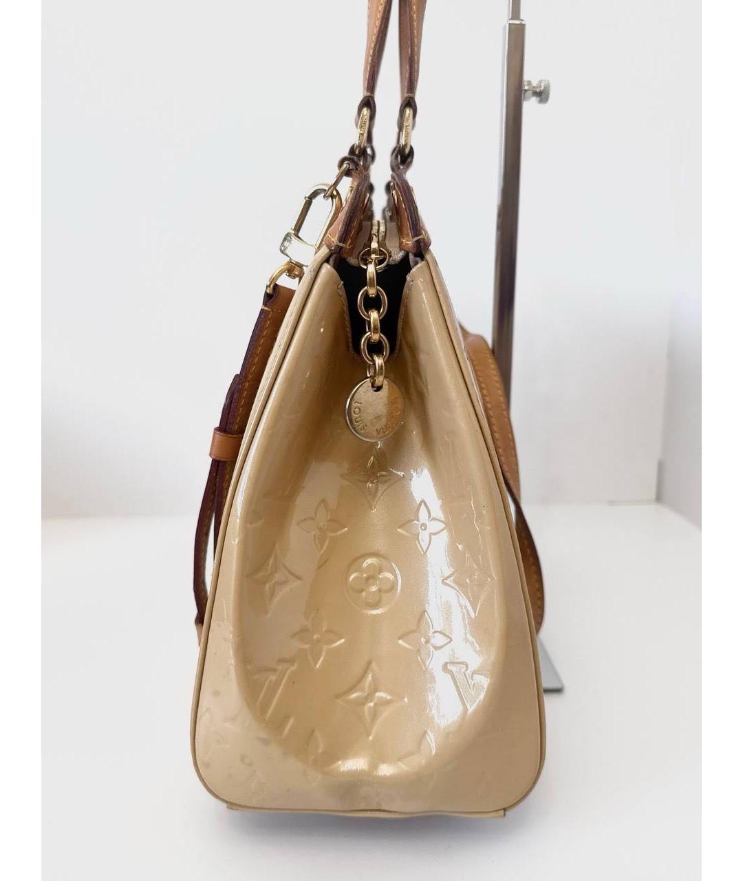 LOUIS VUITTON Бежевая сумка тоут из лакированной кожи, фото 5