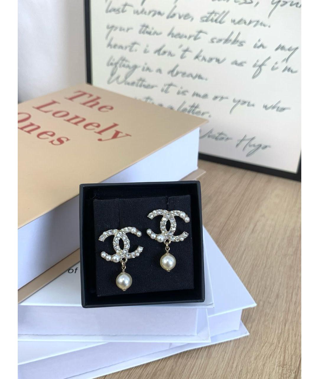 CHANEL Серебряные металлические серьги, фото 3