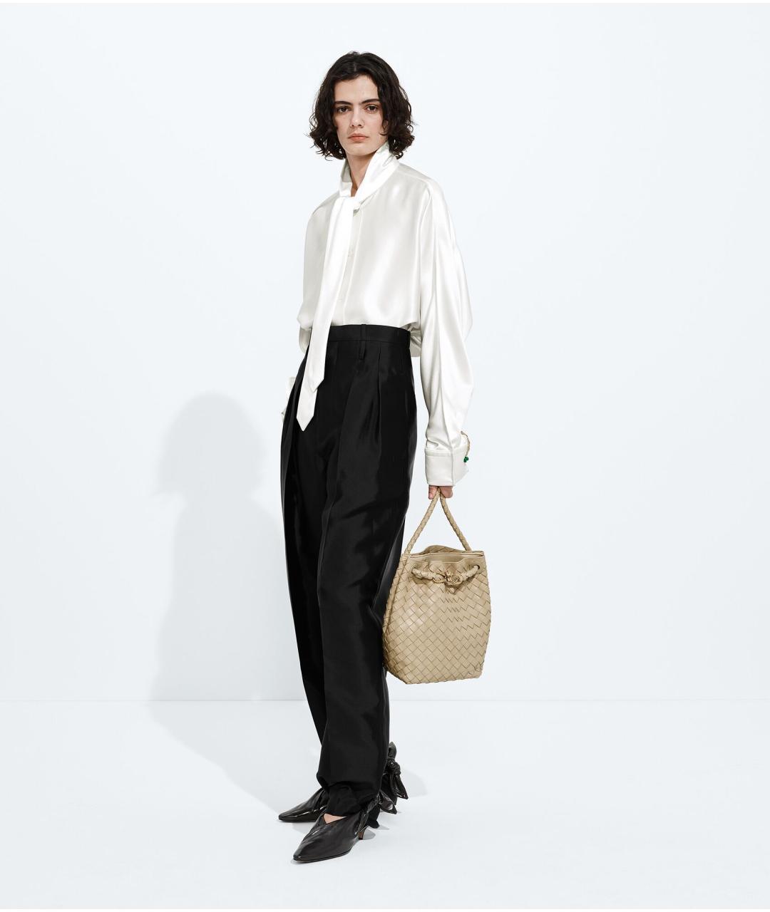 BOTTEGA VENETA Бежевая кожаная сумка с короткими ручками, фото 5