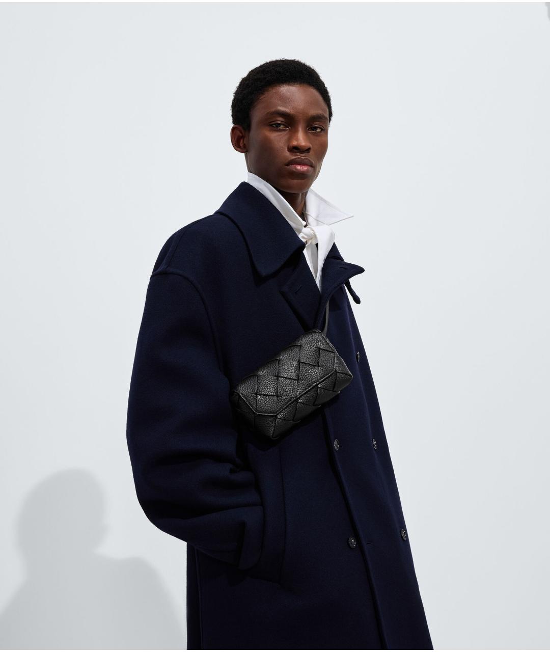 BOTTEGA VENETA Черная кожаная поясная сумка, фото 2