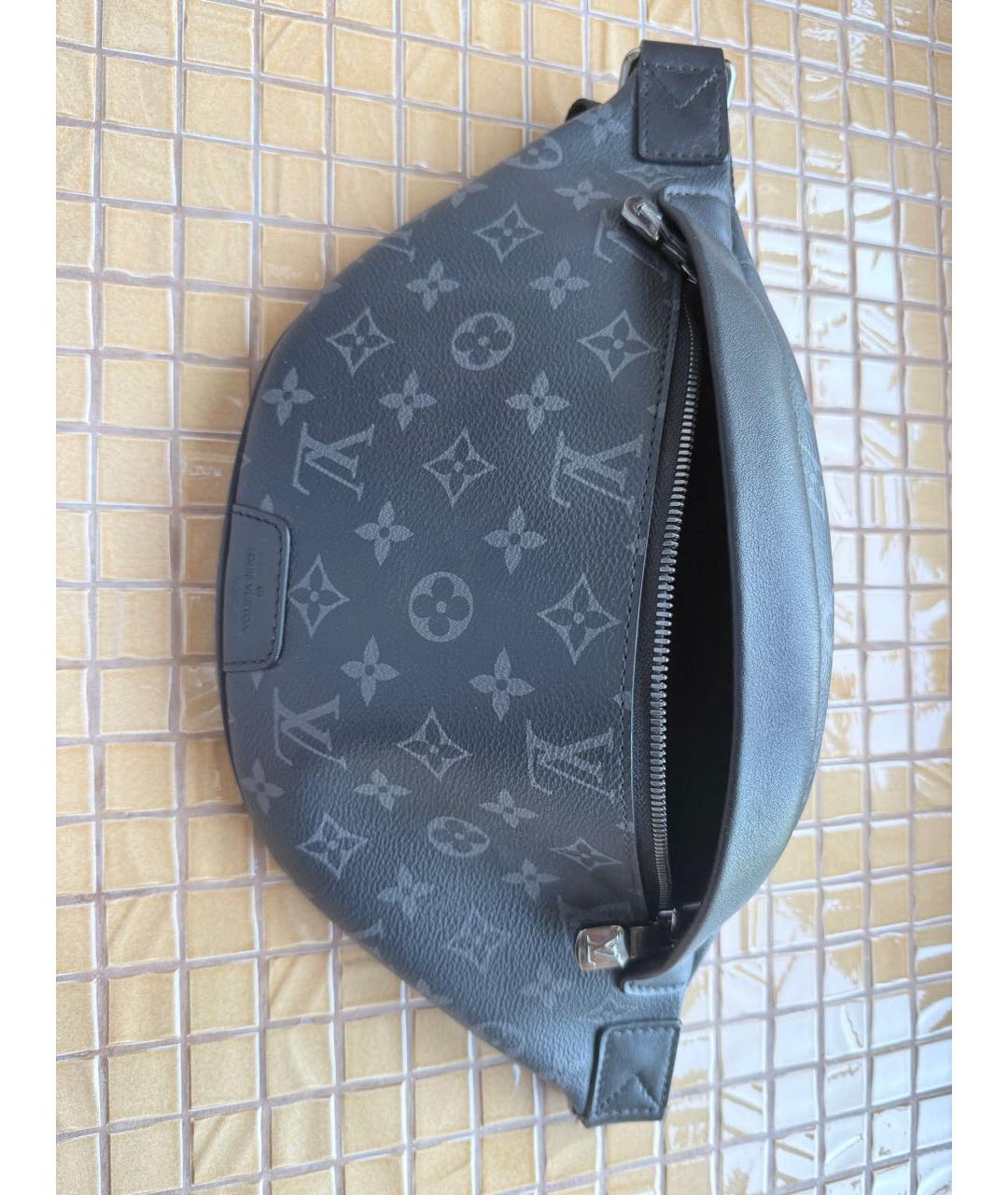 LOUIS VUITTON Антрацитовая сумка на плечо из искусственной кожи, фото 4