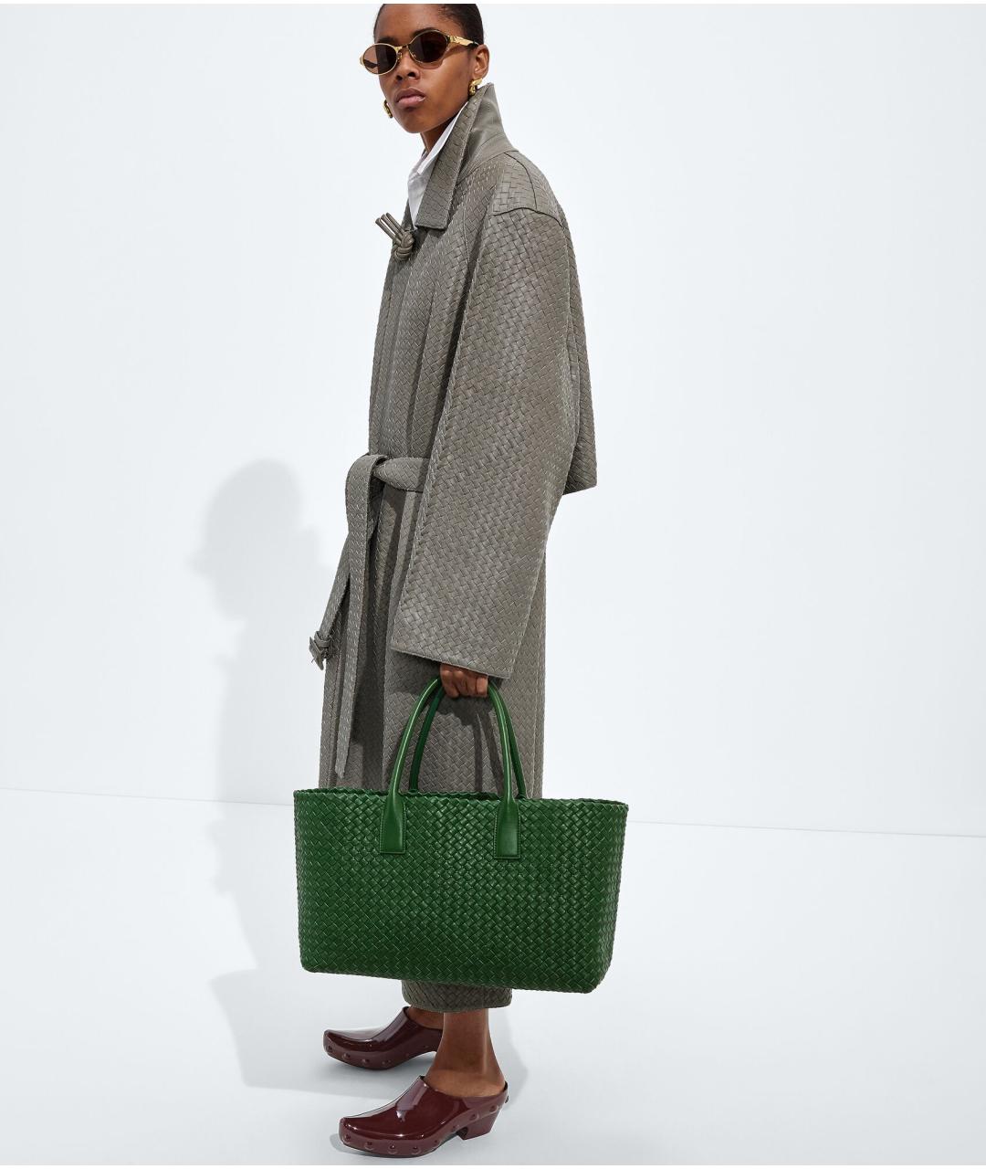 BOTTEGA VENETA Зеленая кожаная сумка тоут, фото 2