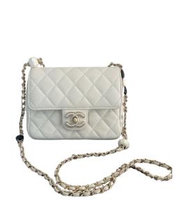 CHANEL Сумка через плечо