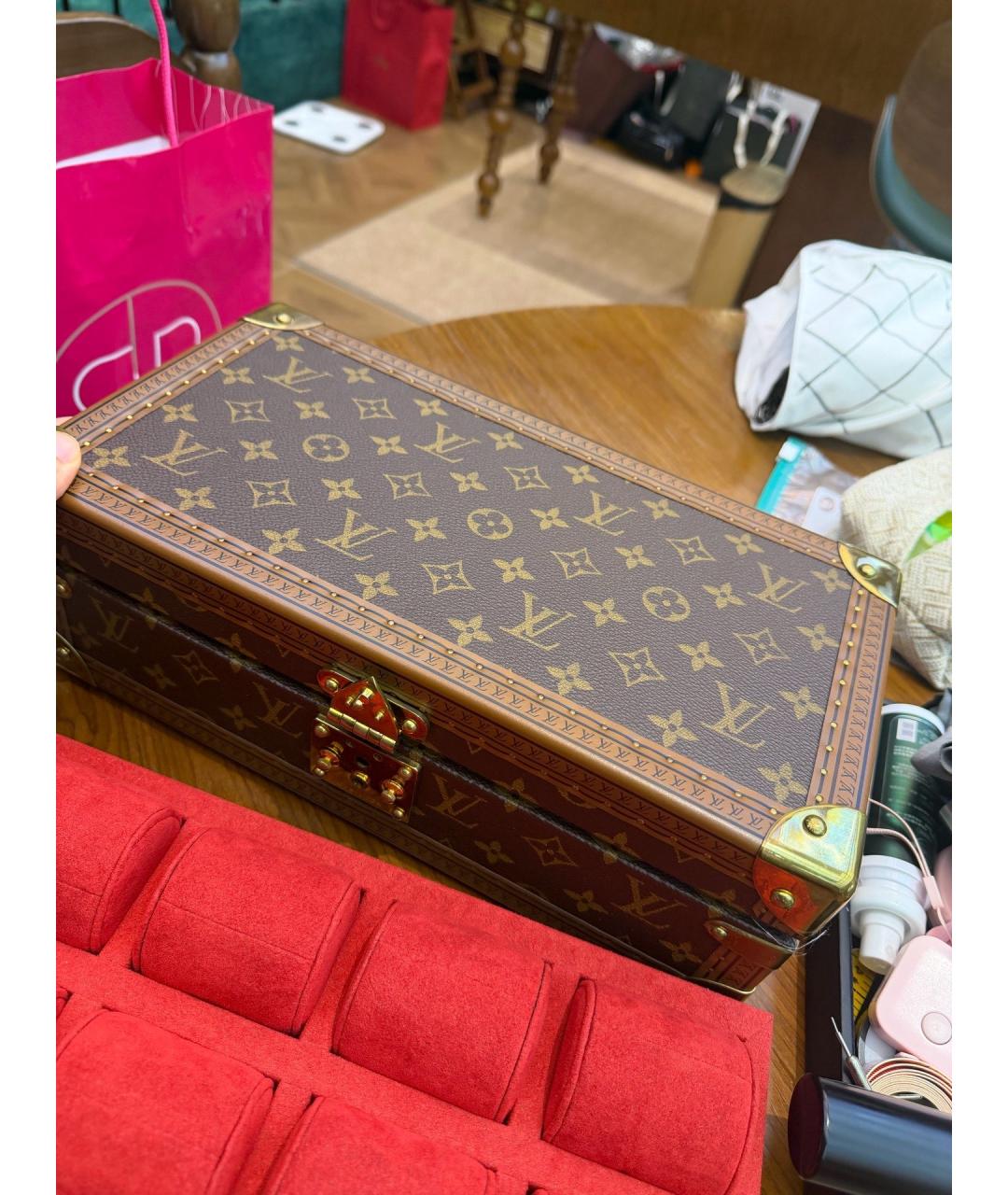 LOUIS VUITTON Коричневый чемодан из искусственной кожи, фото 3
