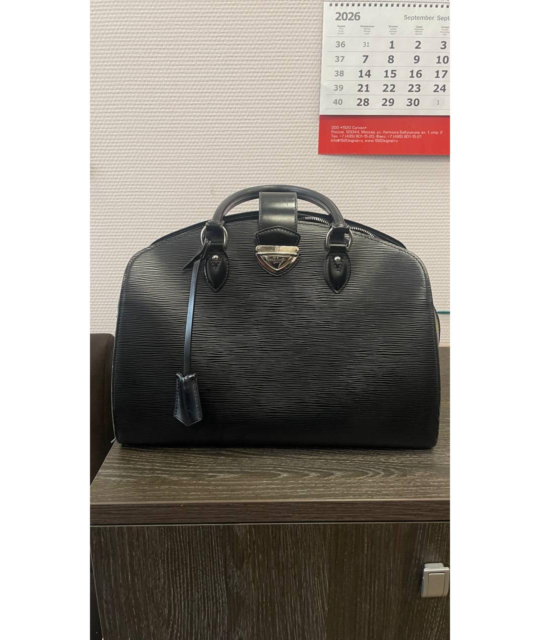 LOUIS VUITTON Черная кожаная сумка тоут, фото 5