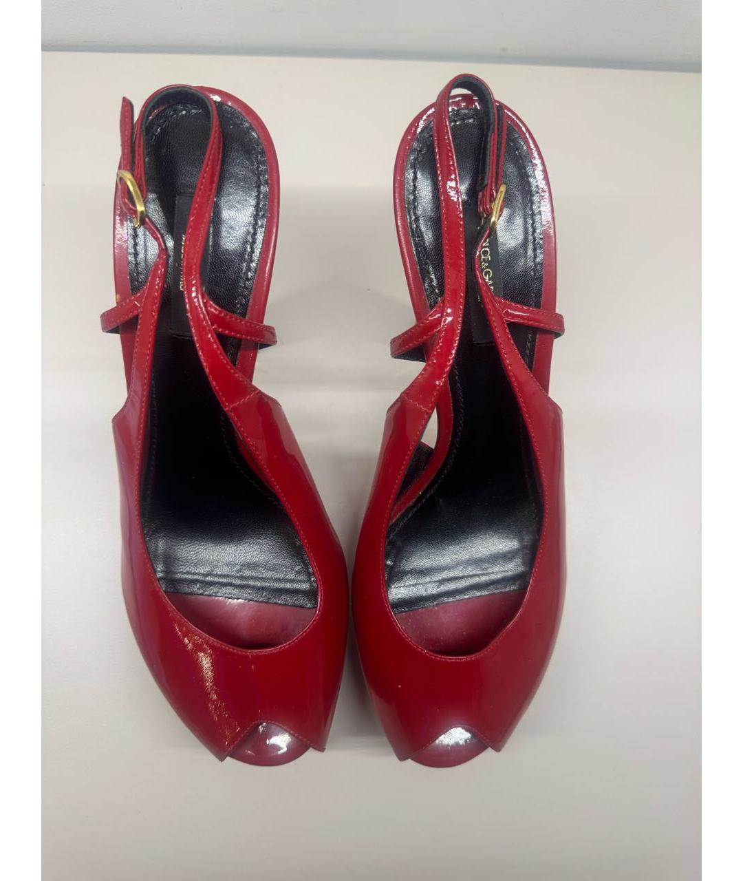 DOLCE&GABBANA Бордовые босоножки из лакированной кожи, фото 2