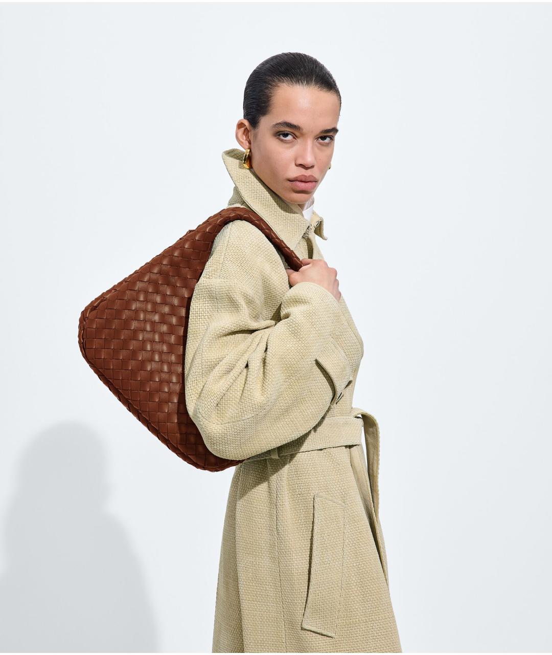 BOTTEGA VENETA Коричневая кожаная сумка тоут, фото 2