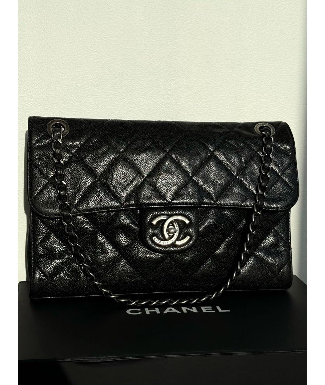 CHANEL Черная кожаная сумка через плечо, фото 2