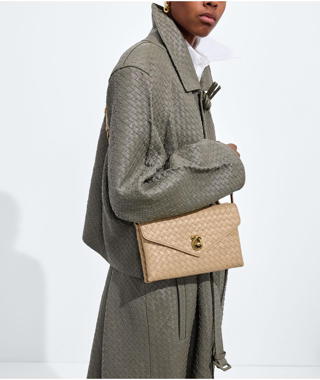 BOTTEGA VENETA Бежевая кожаная сумка с короткими ручками, фото 6