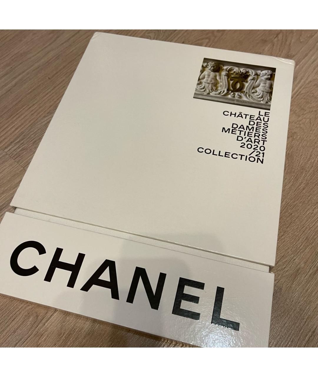 CHANEL PRE-OWNED Книга, фото 2