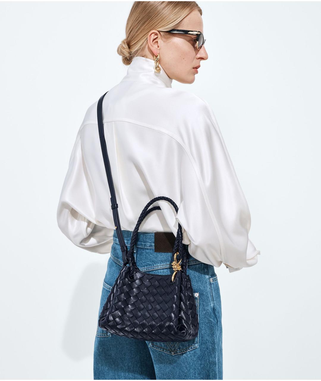 BOTTEGA VENETA Темно-синяя кожаная сумка с короткими ручками, фото 2