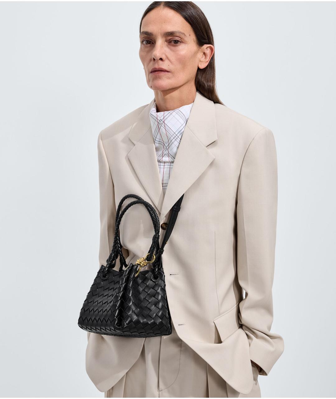 BOTTEGA VENETA Черная кожаная сумка с короткими ручками, фото 2
