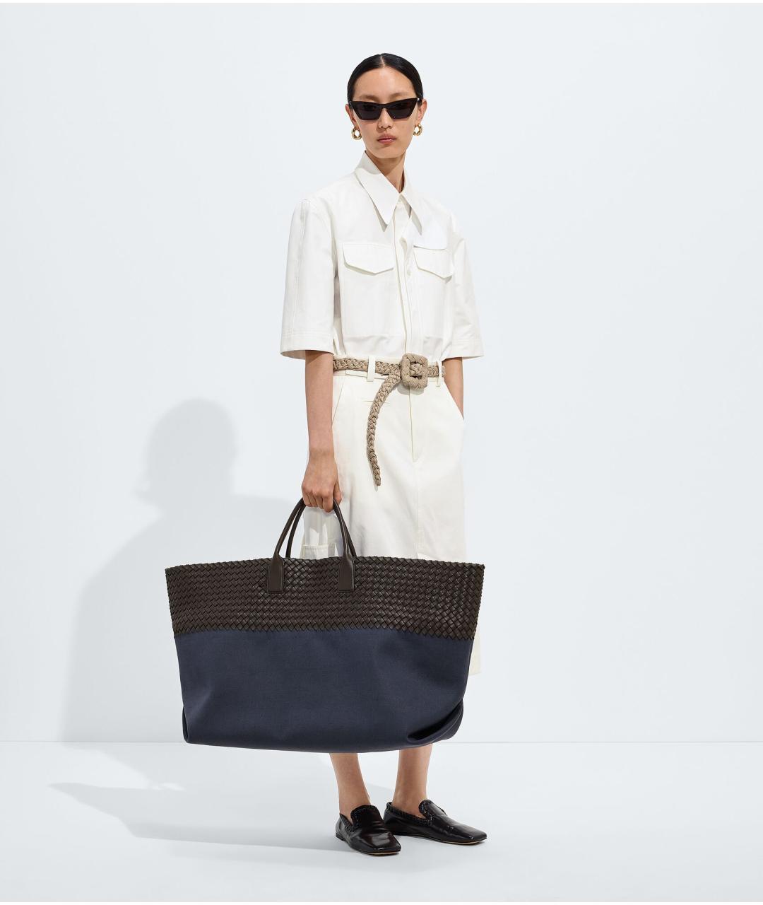 BOTTEGA VENETA Темно-синяя льняная сумка тоут, фото 2