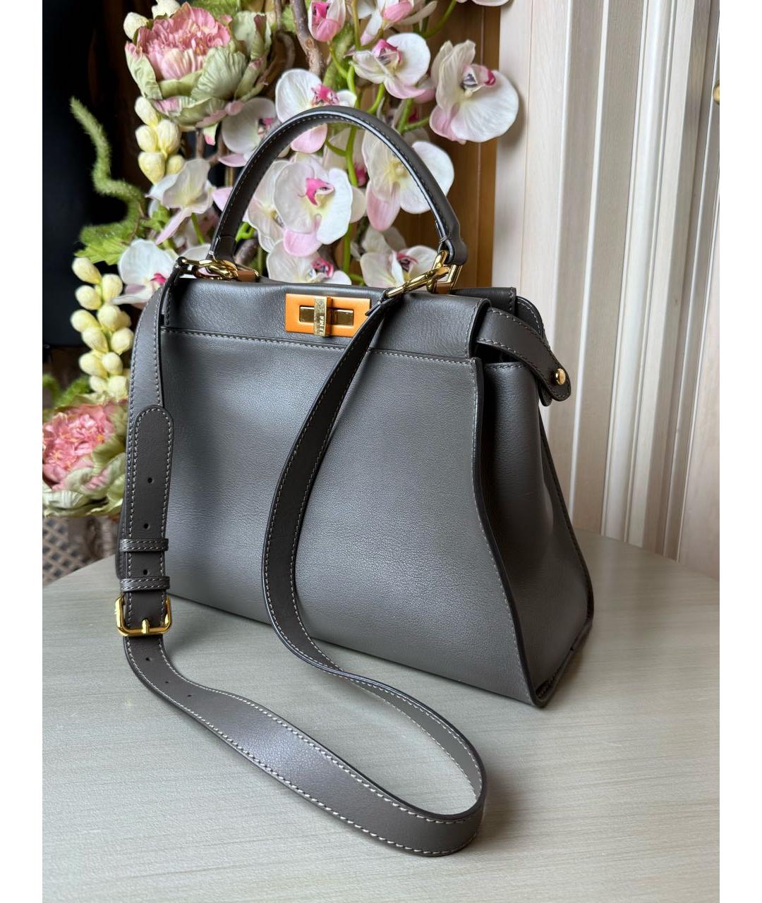 FENDI Антрацитовая кожаная сумка с короткими ручками, фото 7