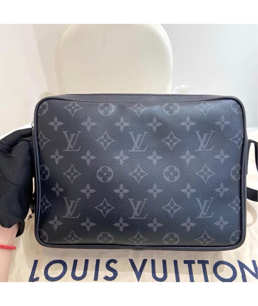 LOUIS VUITTON Черная кожаная сумка на плечо, фото 2