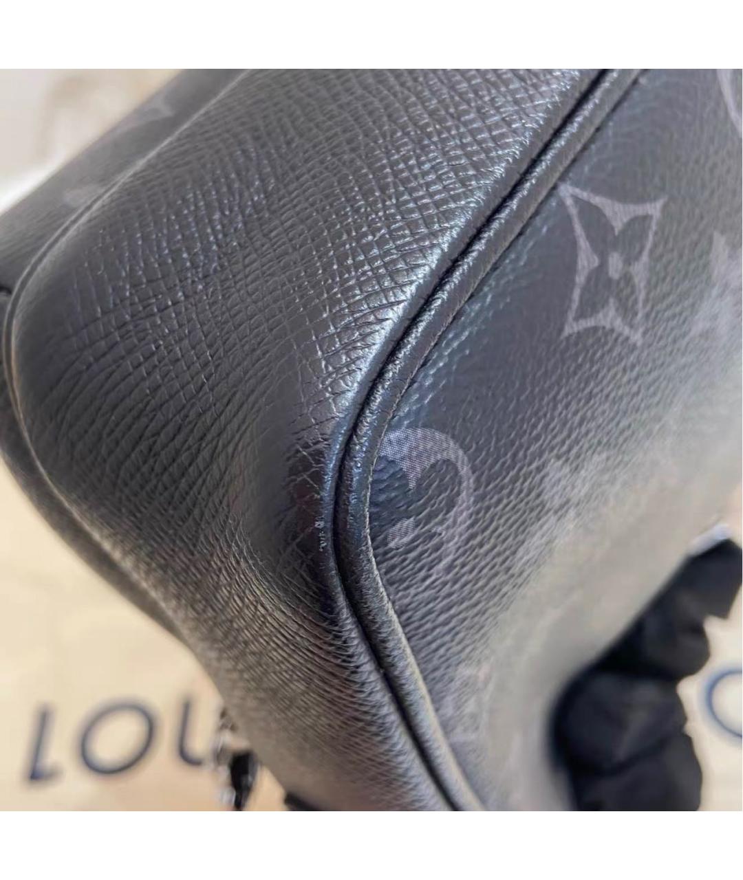 LOUIS VUITTON Черная кожаная сумка на плечо, фото 7
