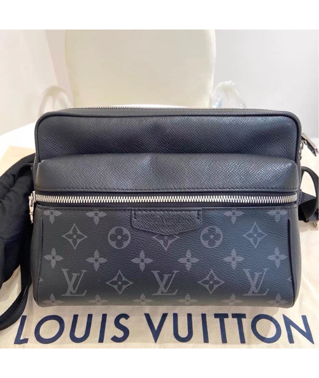 LOUIS VUITTON Черная кожаная сумка на плечо, фото 9