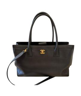 CHANEL Сумка с короткими ручками