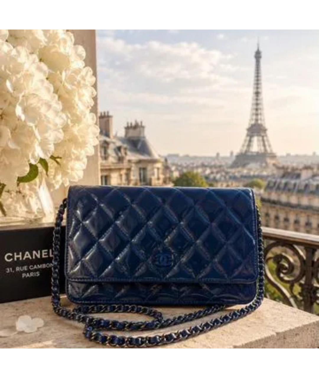 CHANEL Темно-синяя сумка через плечо из лакированной кожи, фото 7