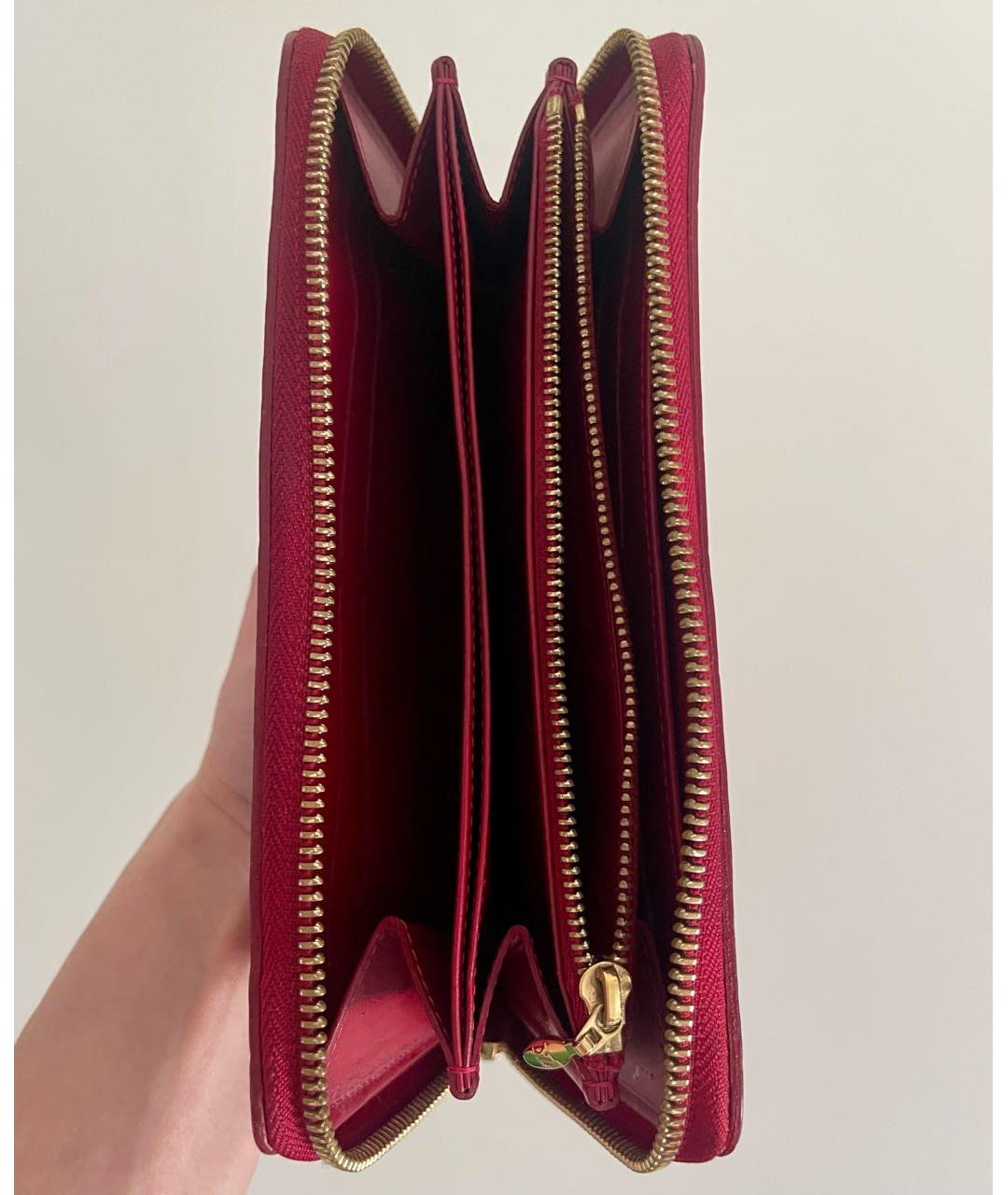LOUIS VUITTON Красный кошелек из лакированной кожи, фото 3