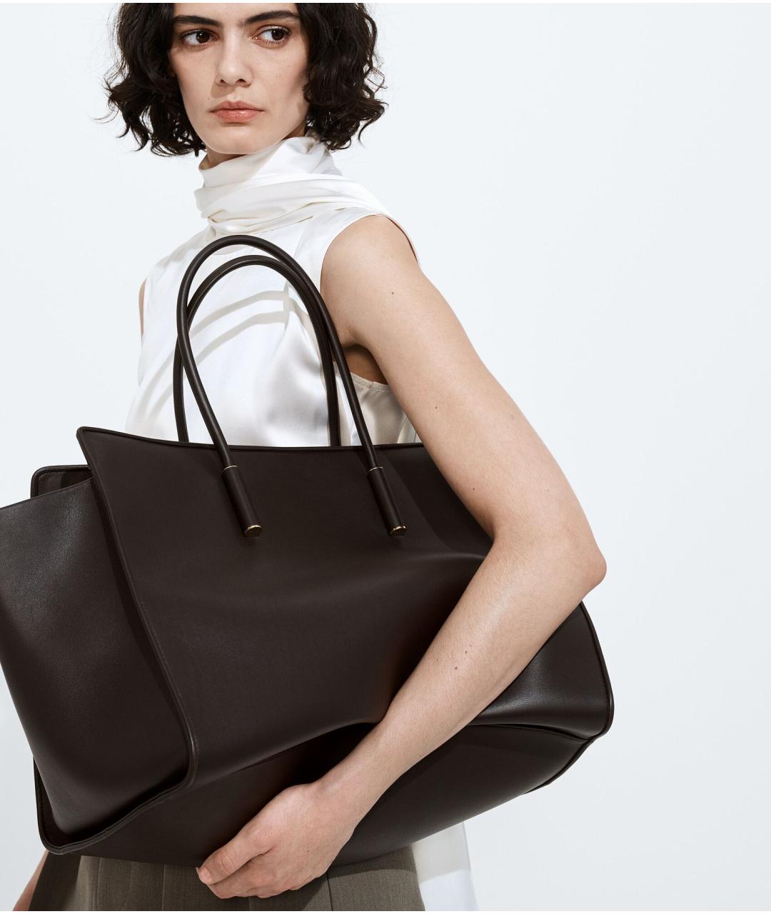 BOTTEGA VENETA Коричневая кожаная сумка тоут, фото 2
