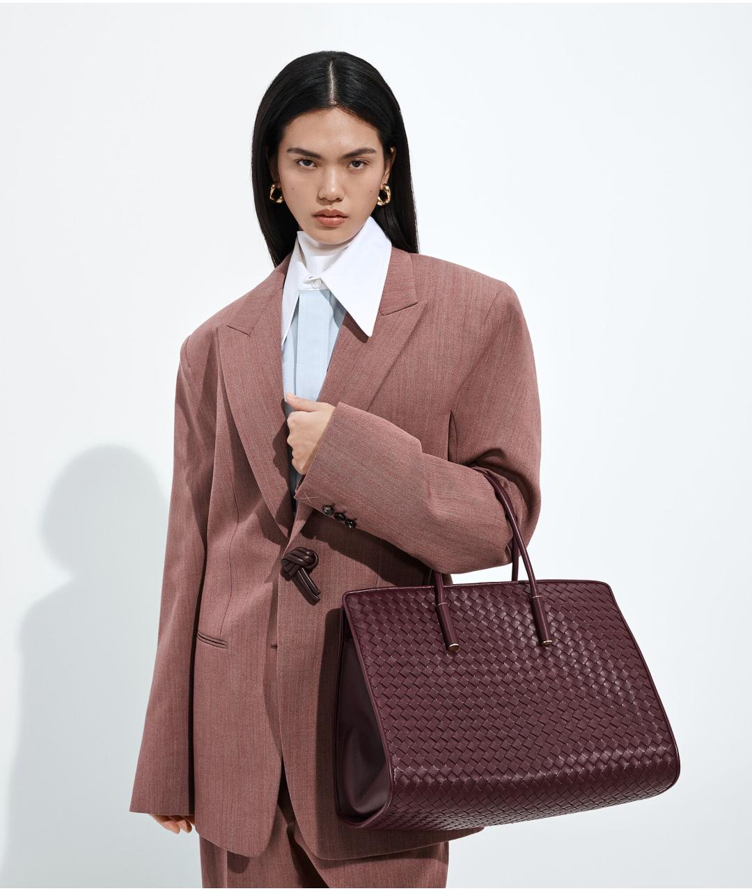 BOTTEGA VENETA Бордовая кожаная сумка тоут, фото 2