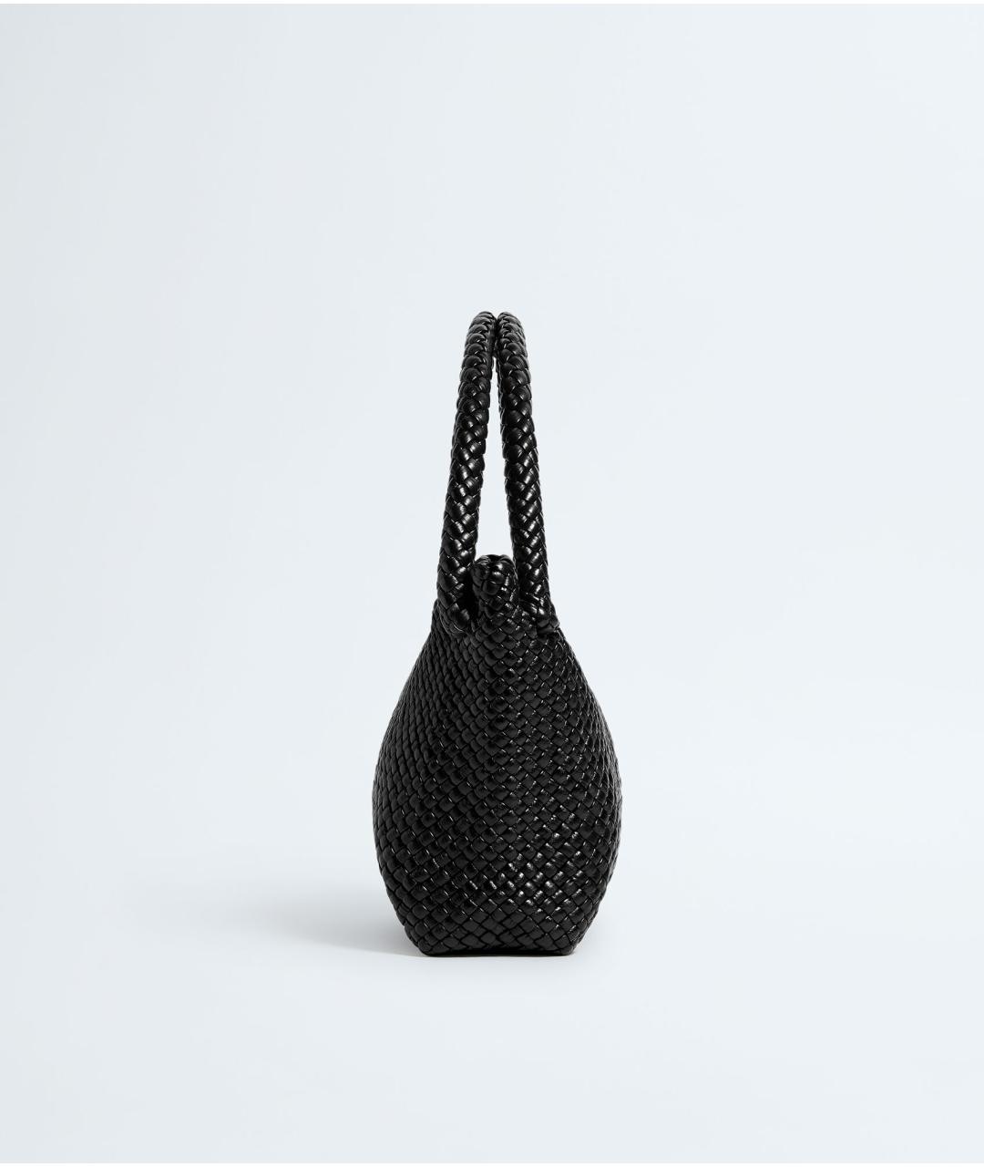 BOTTEGA VENETA Черная кожаная сумка с короткими ручками, фото 4