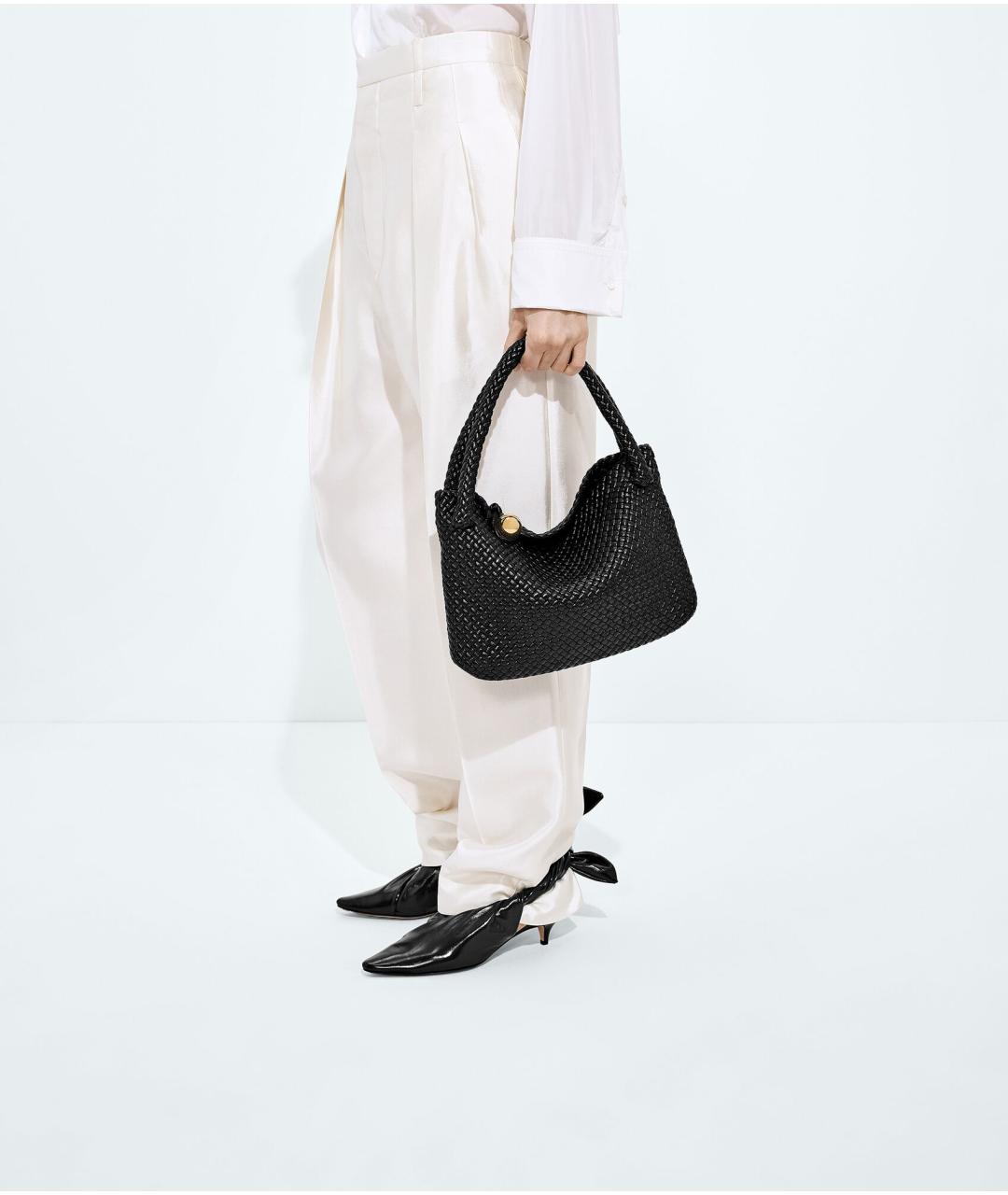 BOTTEGA VENETA Черная кожаная сумка с короткими ручками, фото 2