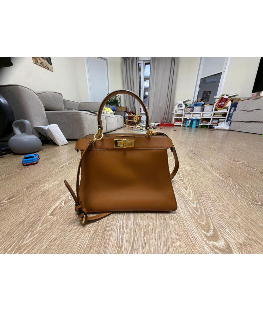 FENDI Оранжевая кожаная сумка через плечо, фото 6