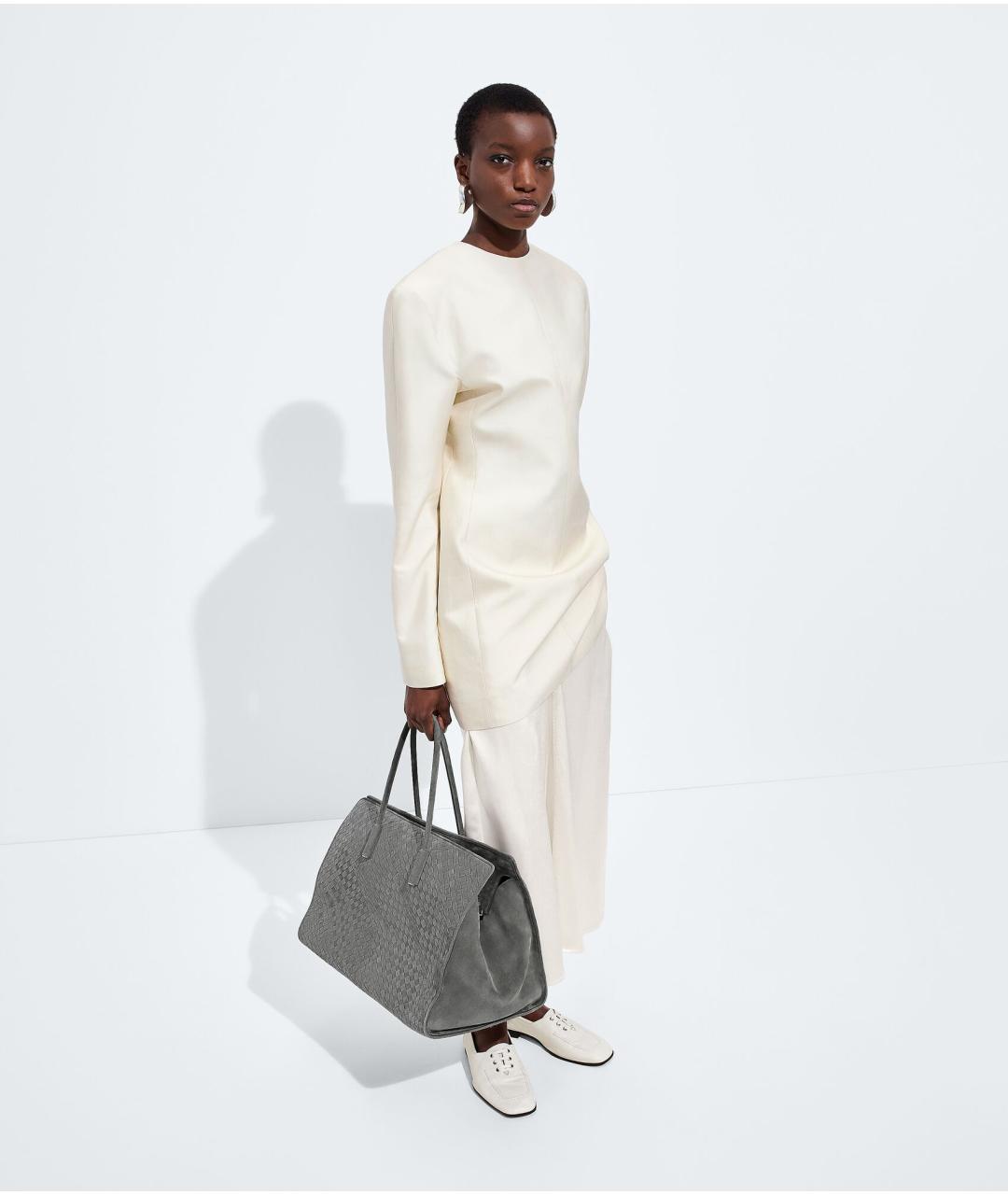 BOTTEGA VENETA Серая замшевая сумка тоут, фото 2