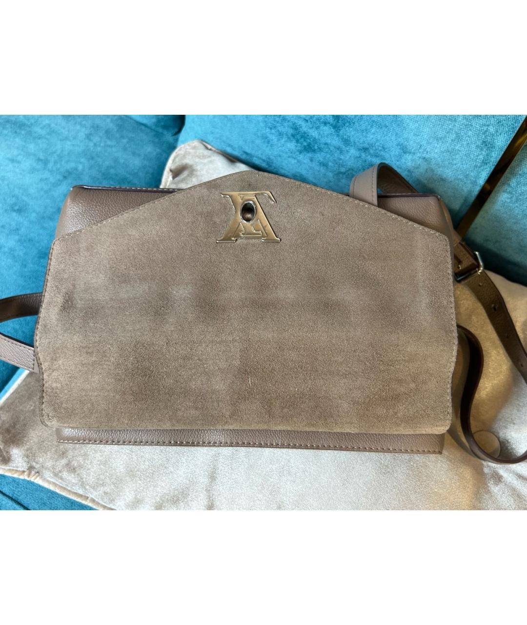 LOUIS VUITTON Бежевая кожаная сумка с короткими ручками, фото 3