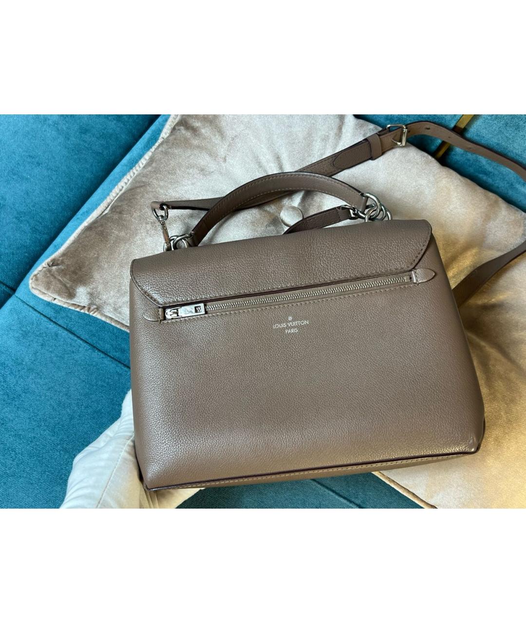 LOUIS VUITTON Бежевая кожаная сумка с короткими ручками, фото 6