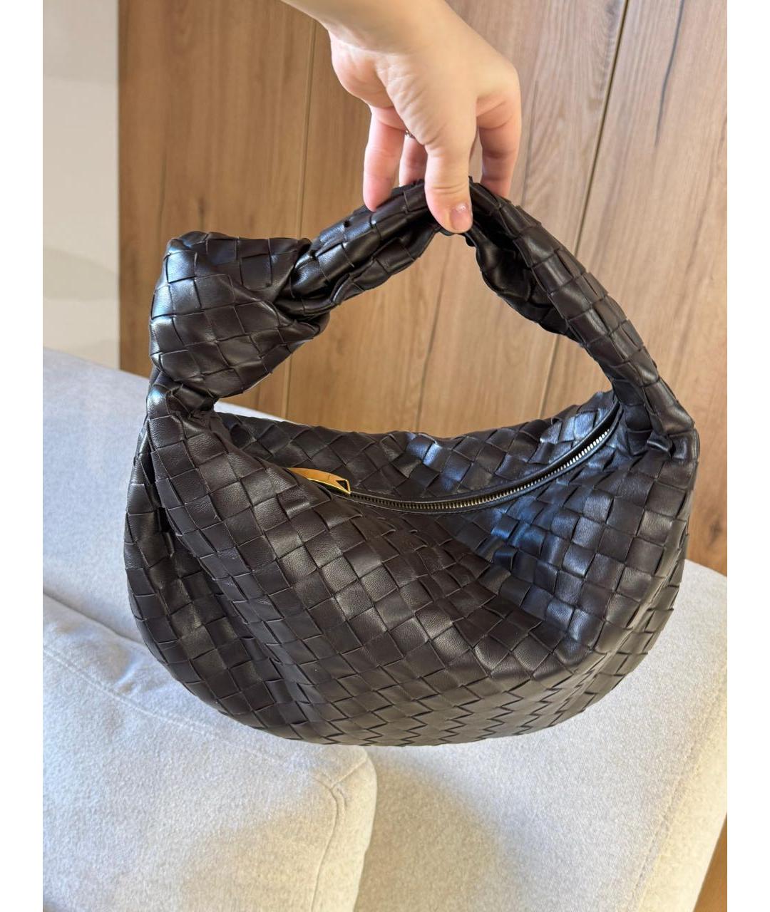 BOTTEGA VENETA Коричневая кожаная сумка с короткими ручками, фото 3