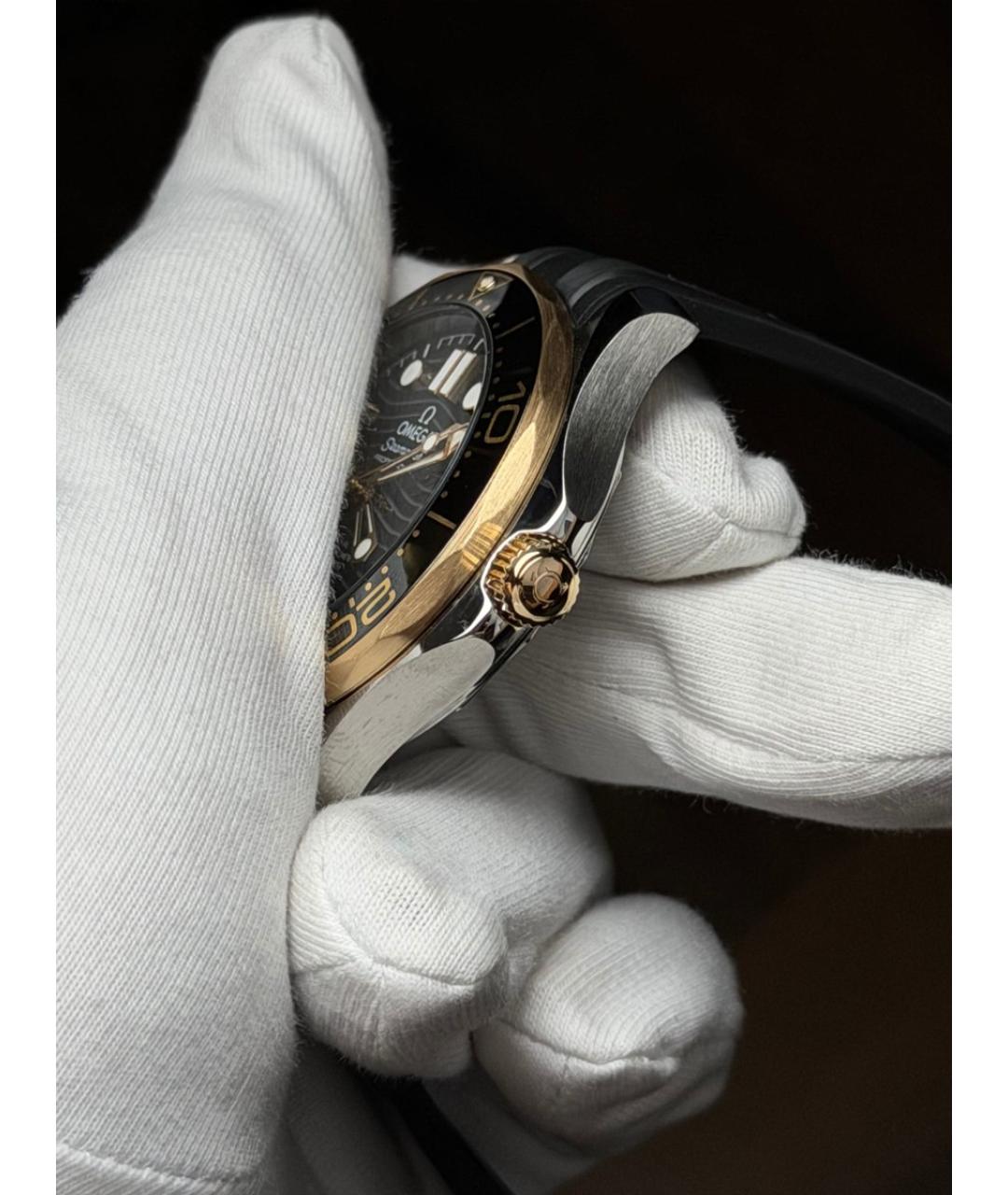 OMEGA Черные часы из желтого золота, фото 5