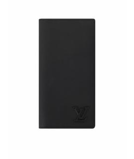 LOUIS VUITTON Кошелек