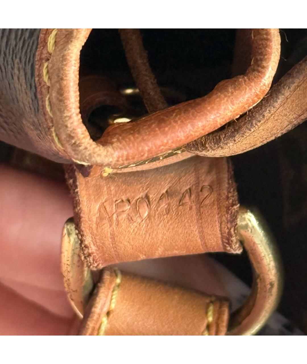 LOUIS VUITTON Коричневая сумка с короткими ручками из канвы, фото 7