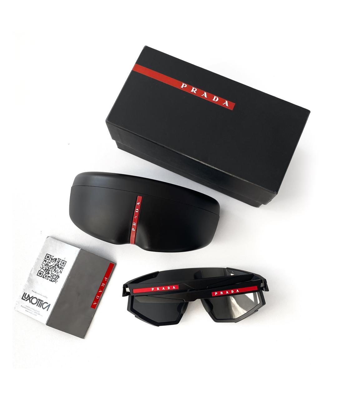 PRADA Черные пластиковые солнцезащитные очки, фото 4
