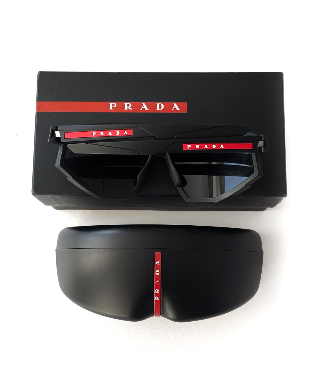 PRADA Черные пластиковые солнцезащитные очки, фото 3