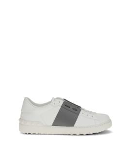 VALENTINO Низкие кроссовки / кеды