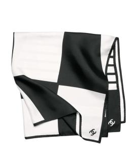 CHANEL Платок