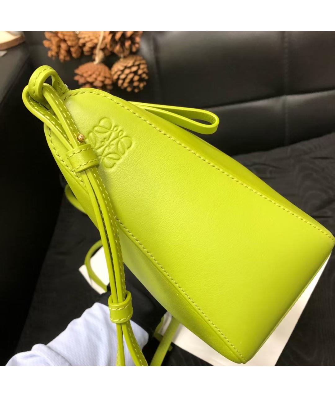 LOEWE Салатовая кожаная сумка через плечо, фото 5